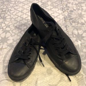 [Converse] Chuck Taylor Leather Low Top Sneakers